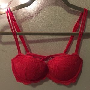 LIKE NEW Victoria's Secret Date Push-Up Bra